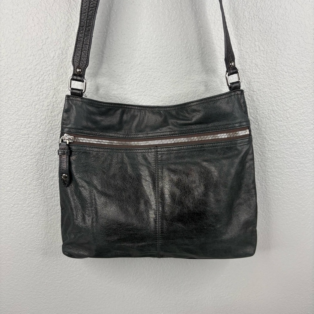 Hobo Black Leather Lorna Crossbody Purse